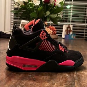 Air Jordan 4 red thunder